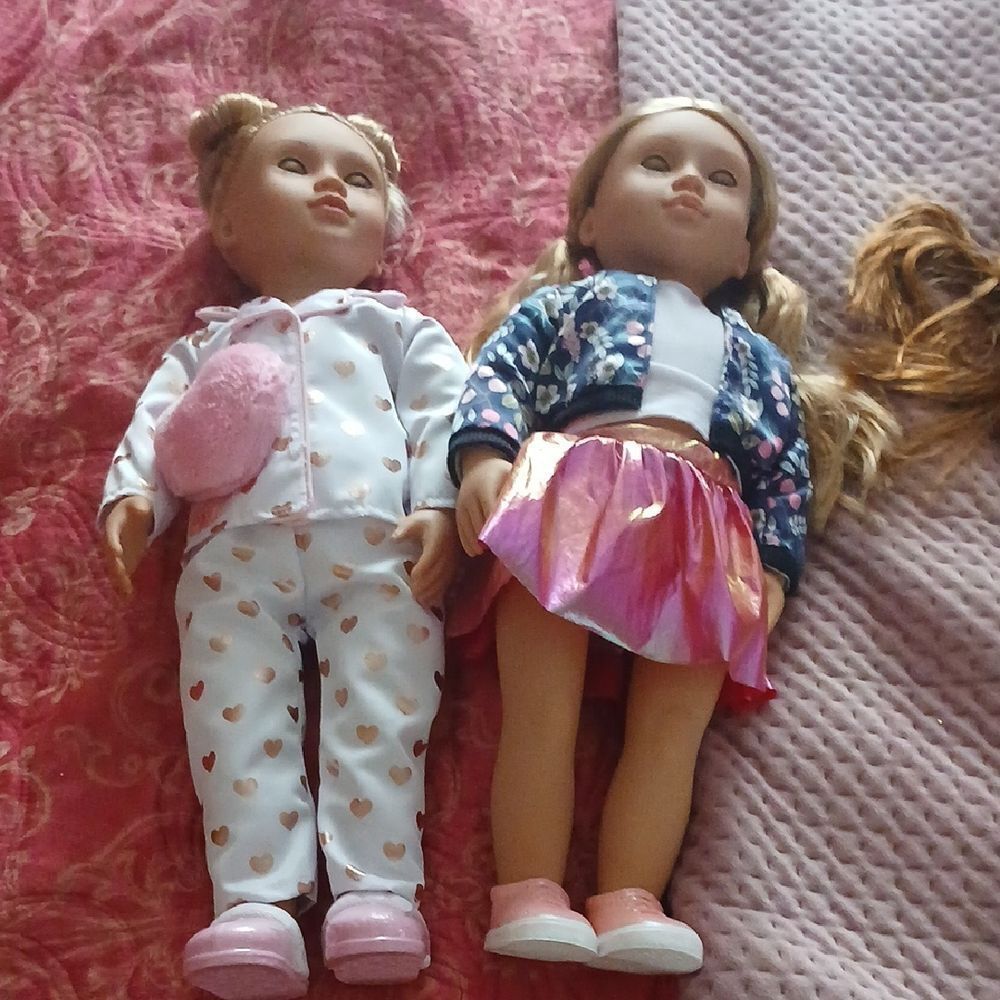 Stylish Doll Set with Pink and Multicolor Outfits